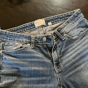BKE Payton skinny size 28 great condition